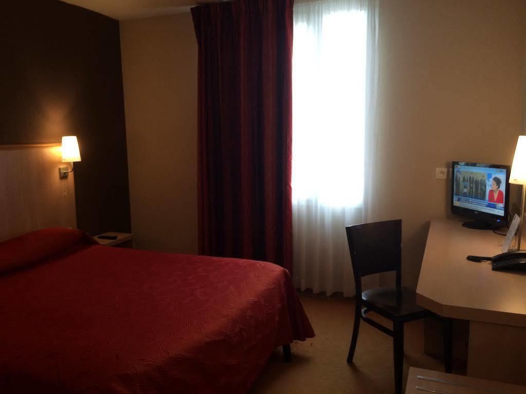 Ibis Styles Lyon Meyzieu Arena Stadium Kültér fotó