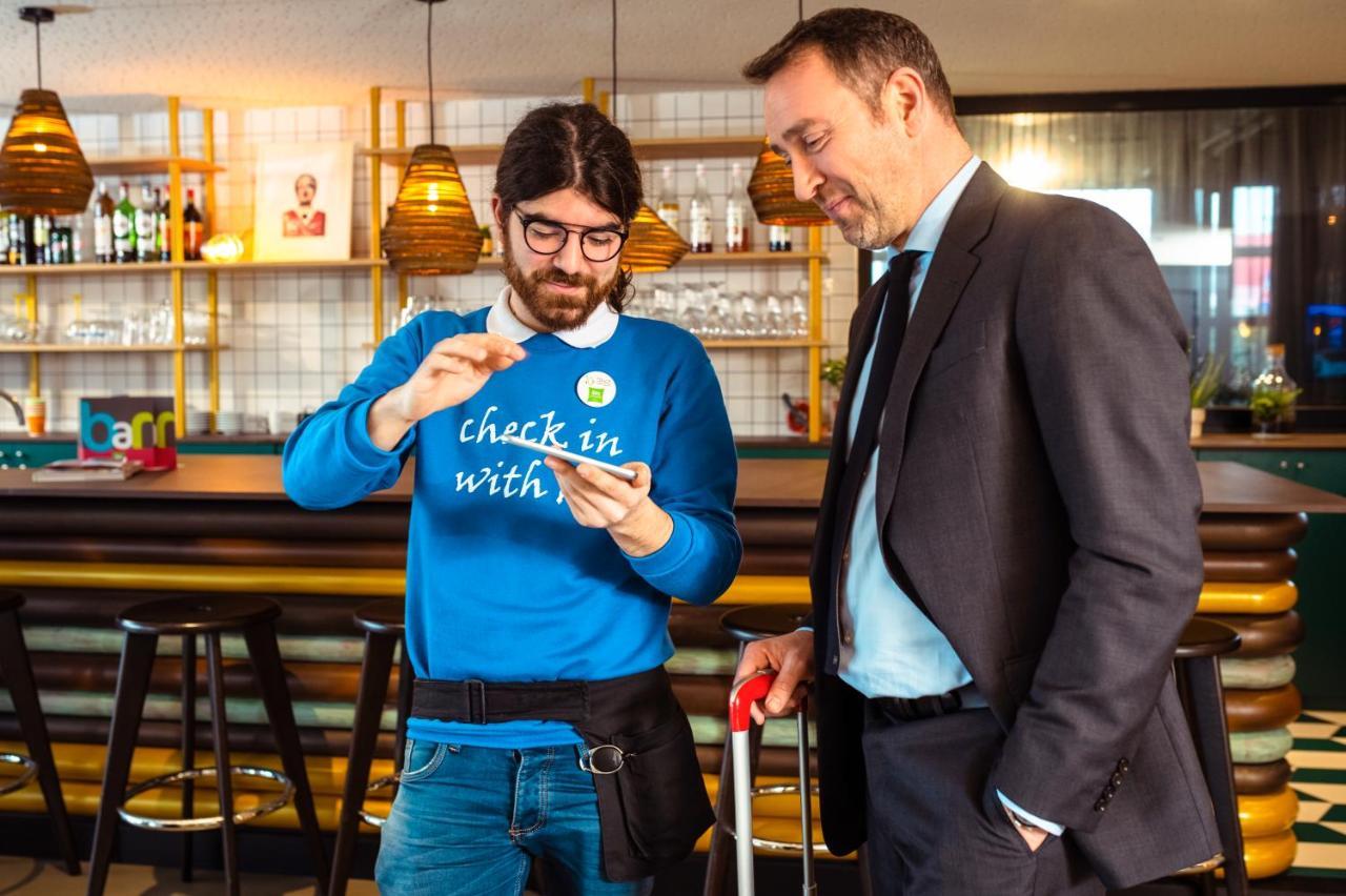 Ibis Styles Lyon Meyzieu Arena Stadium Kültér fotó